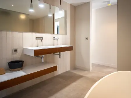 Maison Contemporaine avec Piscine à Maussane, Maison 8 personnes à Maussane les Alpilles - Photo 15