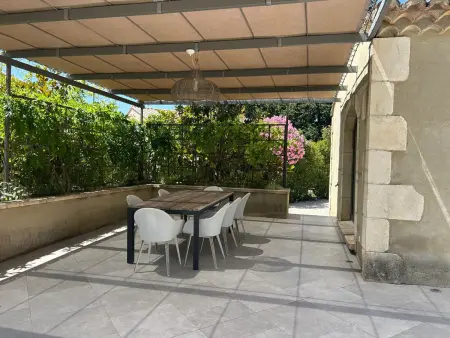 Maison Contemporaine avec Piscine à Maussane, Maison 8 personnes à Maussane les Alpilles - Photo 21