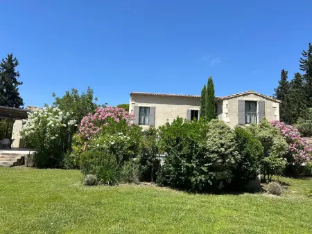 Maison Contemporaine avec Piscine à Maussane, Maison 8 personnes à Maussane les Alpilles - Photo 22