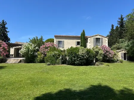 Maison Contemporaine avec Piscine à Maussane, Maison 8 personnes à Maussane les Alpilles - Photo 24