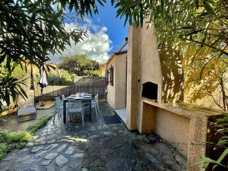 Maison lumineuse avec clim, terrasse et parking, proche plage - Photo 1