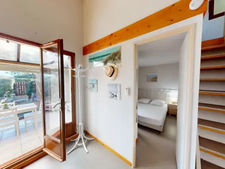 Maison Lumineuse et Familiale à Vic-la-Gardiole avec Piscine et Parking - Photo 11