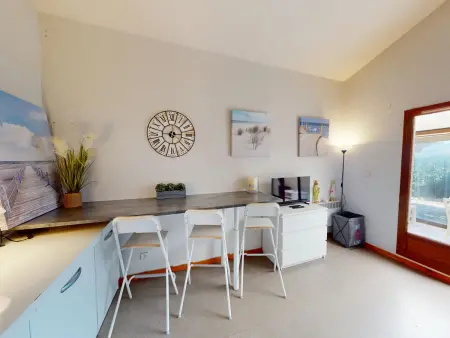 Maison Lumineuse et Familiale à Vic-la-Gardiole avec Piscine et Parking - Photo 14