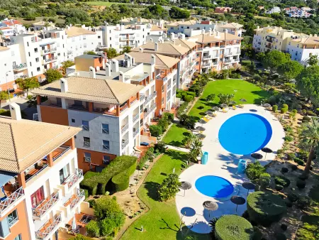 Appartement lumineux proche plage et commodités à Albufeira - Photo 1