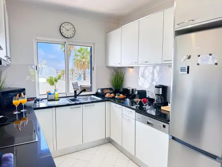 Appartement de Luxe à Albufeira avec Piscine et Terrasse - Photo 12