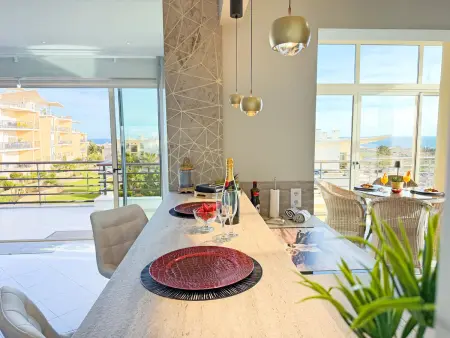 Penthouse luxueux avec vue sur mer, piscine et parking à Albufeira - Photo 13