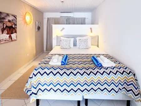 Appartement moderne avec vue sur l'océan au centre d'Albufeira - Photo 3
