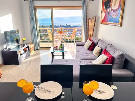 Charmant appartement à Albufeira avec balcon et piscine communautaire - Photo 1