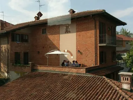in Azzano D'asti mit Kleiner Terrasse, Maison 6 personnes à Azzano d'Asti - Photo 20
