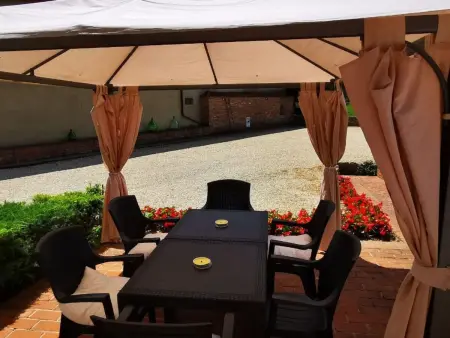 in Azzano D'asti mit Kleiner Terrasse, Maison 6 personnes à Azzano d'Asti - Photo 37