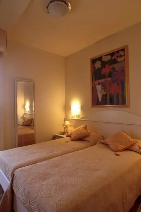Drei-Zimmer-Wohnung mit Panoramablick, Appartement 6 personnes à Cattolica - Photo 33