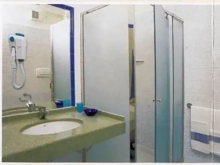 Zwei-Zimmer-Wohnung mit Panoramablick, Appartement 4 personnes à Cattolica - Photo 26