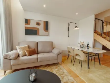 HEART OF PORTO APARTMENT E DUPLEX by VACATIONY, Appartement 6 personnes à Porto - Photo 5