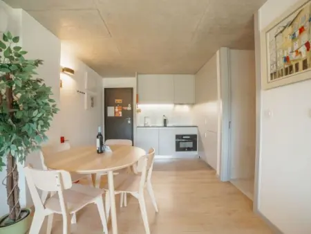 AMAZING DESIGN GARDEN with POOL by VACATIONY, Appartement 3 personnes à Porto - Photo 13