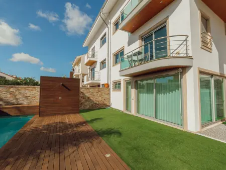 POOL & CINEMA VILLA by VACATIONY, Maison 10 personnes à Porto - Photo 2