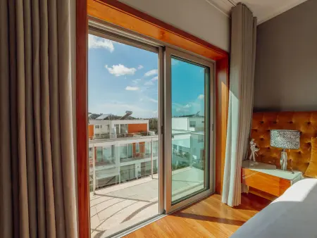 POOL & CINEMA VILLA by VACATIONY, Maison 10 personnes à Porto - Photo 5