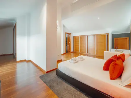 POOL & CINEMA VILLA by VACATIONY, Maison 10 personnes à Porto - Photo 8
