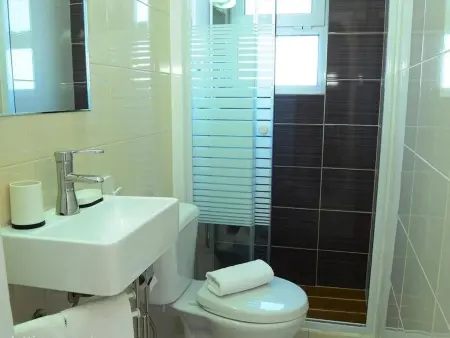 Wohnung mit Blick auf das Wasser, Appartement 4 personnes à Carvoeiro (Algarve) - Photo 7