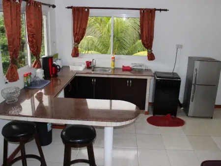 Josies Cottage - ganzes Ferienhaus, Maison 6 personnes à Beau Vallon - Photo 13