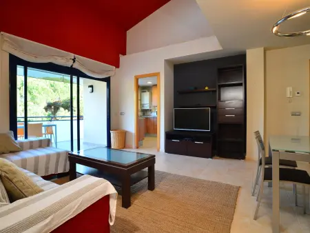 Duplex moderne avec piscine, terrasse et parking - Photo 8