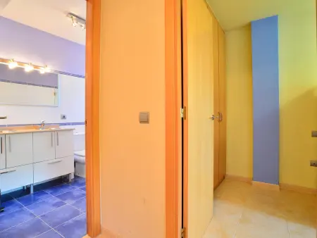 Duplex moderne avec piscine, terrasse et parking - Photo 15