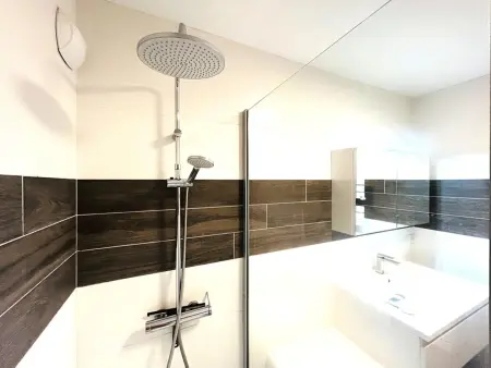 Appartement lumineux proche plage, balcon, wifi, animaux acceptés, parking sécurisé - Photo 9