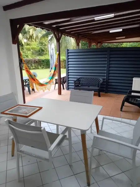 Appartement charmant à Le Gosier de 70 m² avec terrasse et jardin - Photo 5