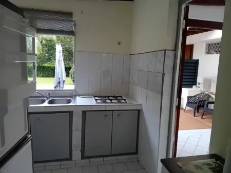 Appartement charmant à Le Gosier de 70 m² avec terrasse et jardin - Photo 11
