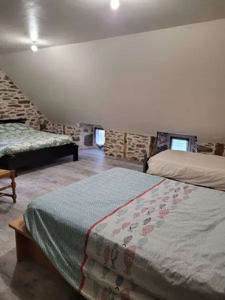 Maison charmante à Alleuze – 90 m² avec terrasse - Photo 13