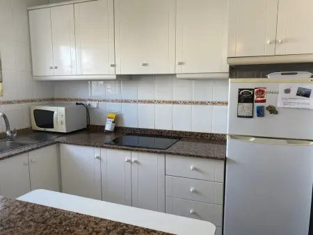 Appartement spacieux avec piscine partagée près de la plage - Photo 15