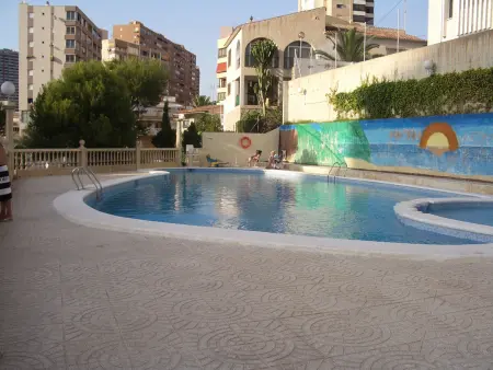Confort T1 avec Terrasse et Animaux bienvenus à Benidorm - Photo 1