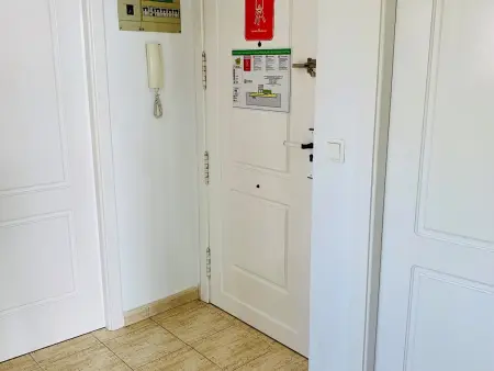 Appartement confortable avec vue sur mer près de la plage, animaux admis, garage. - Photo 16