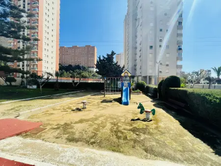 Studio avec Terrasse, Piscine Commune et Parking, Animaux Admis à Finestrat - Photo 14