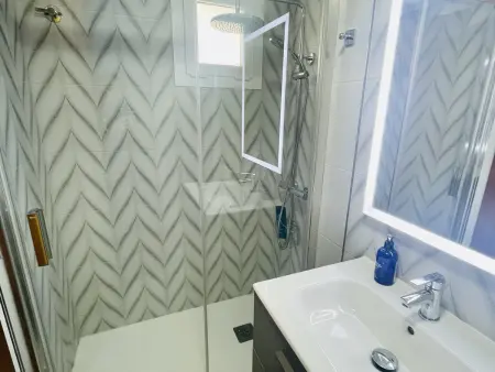 Appartement Moderne avec Terrasse et Parking à Benidorm - Photo 24