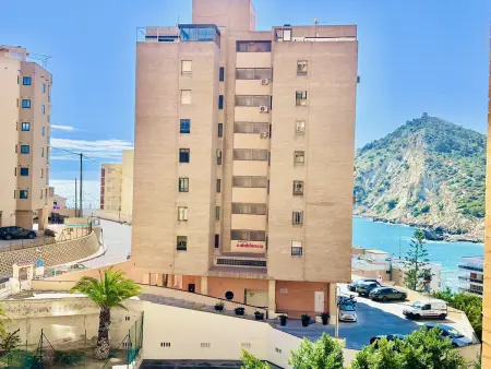 Charmant Appartement à Benidorm avec Piscine et Climatisation - Photo 9