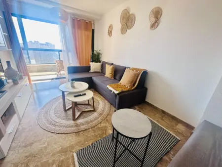 Appartement lumineux à Benidorm avec piscine et terrasse - Photo 9