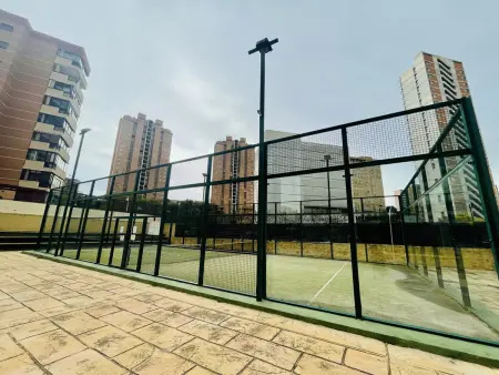 Appartement lumineux à Benidorm avec piscine et terrasse - Photo 18