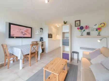 Siena with parking and shared pool, Appartement 4 personnes à De Haan - Photo 1