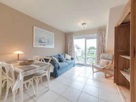 Zeeflat with parking and shared pool, Appartement 4 personnes à De Haan - Photo 7