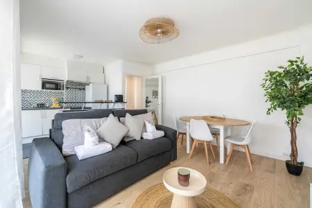 BB-1-POSTES, Charmant appartement climatisé 1 chambre/4 personnes - Antibes - Photo 60