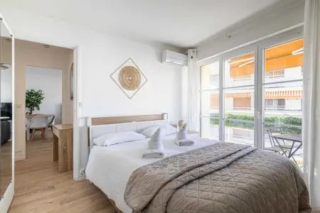 BB-1-POSTES, Charmant appartement climatisé 1 chambre/4 personnes - Antibes - Photo 62