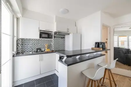 BB-1-POSTES, Charmant appartement climatisé 1 chambre/4 personnes - Antibes - Photo 68