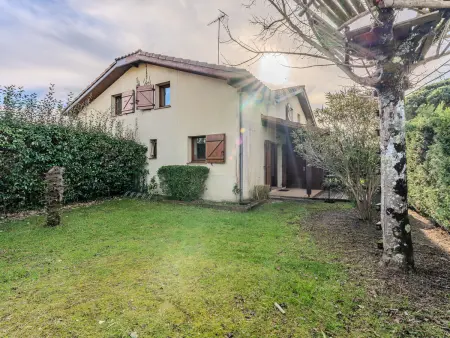Maison mitoyenne à Sanguinet, proche lac, avec jardin et Wi-Fi - Photo 4