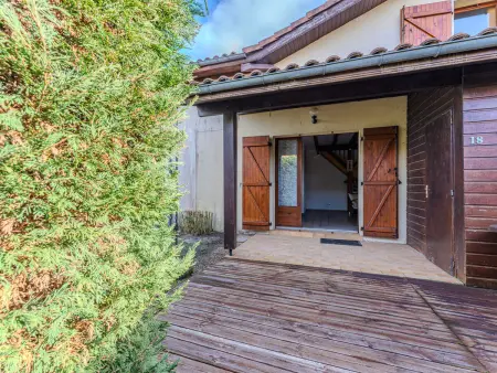 Maison mitoyenne à Sanguinet, proche lac, avec jardin et Wi-Fi - Photo 7