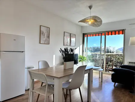 T2 Calme avec Parking Privé à Hyères, Appartement 3 personnes à Hyères - Photo 12