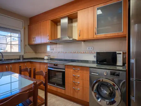 Maison Mitoyenne 4 Ch, Climatisée, Près Plage, Maison 8 personnes à Creixell - Photo 11