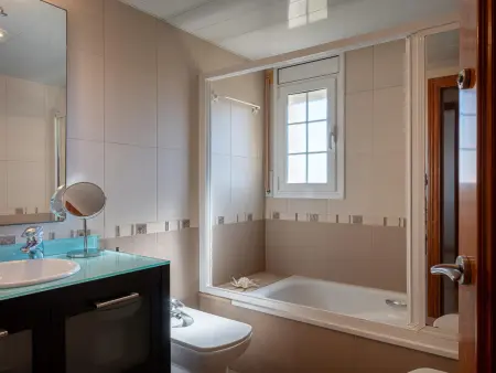 Maison Mitoyenne 4 Ch, Climatisée, Près Plage, Maison 8 personnes à Creixell - Photo 22