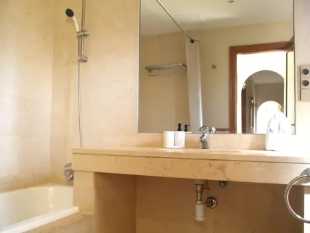 Charmante Villa à Tuineje avec Piscine Privée et Terrasse sur le Toit - Photo 16
