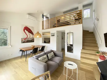 Spacieux Duplex Moderne à Begur avec Parking et Climatisation - Photo 2
