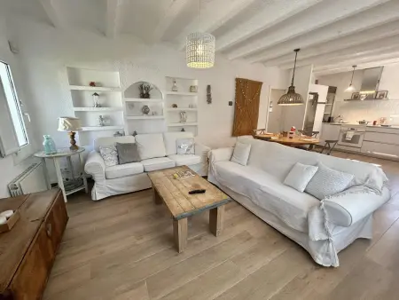 Maison 4 étages avec BBQ, jardin et chargeur électrique, à 10min plage sur la Costa Brava. - Photo 3